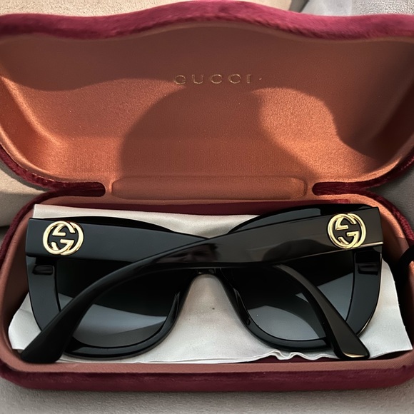 Gucci cat eye sunglasses - Picture 1 of 6